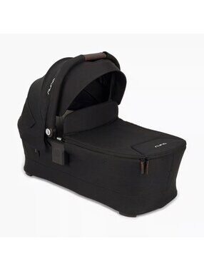 Nuna SWIV & TRIV Series Bassinet + Stand – Brand New
